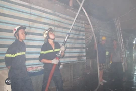 Cháy lớn tại chợ Bà Chiểu, TP.HCM