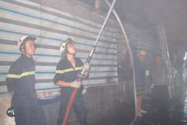 Cháy lớn tại chợ Bà Chiểu, TP.HCM