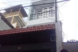 Chú họ xin lỗi cháu vì...hiếp dâm không thành, rồi lại giở trò đồi bại