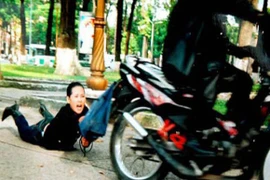 Đòi nợ không được quay ra cướp xe máy