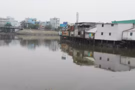 Đang chích ma túy, bị phát hiện con nghiện nhảy kênh chết đuối