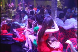 Diễn biến mới nhất vụ đột kích vũ trường 02 Gold Club