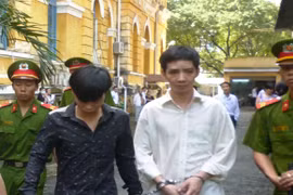 Cướp giật dây chuyền sa lưới pháp luật sau 12 năm trốn nã