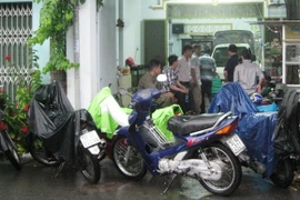 Bóc gỡ đường dây buôn lậu thuốc lá quy mô lớn