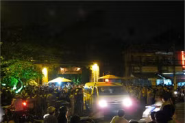 Mang dao đi đòi tiền, chủ nợ đâm chết người