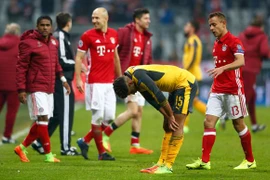 Arsenal tái lập "thành tích tồi tệ" tại Champions League