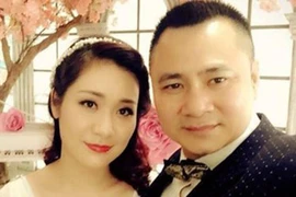 Danh hài Tự Long bất ngờ cưới vợ lần 2