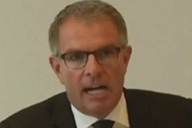 Cha mẹ cơ phó Germanwings bị thẩm vấn