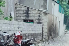 Điều tra nguyên nhân bố và con gái 10 tháng tử vong trong nhà tắm