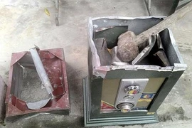 Tên trộm dùng búa phá két sắt cuỗm hàng trăm triệu đồng