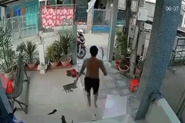 Mâu thuẫn, người đàn ông chém hàng xóm tử vong 