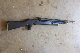 Mâu thuẫn, người chồng dùng súng bắn vợ tử vong