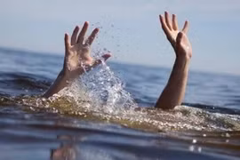 Rơi xuống suối, 3 học sinh đuối nước thương tâm