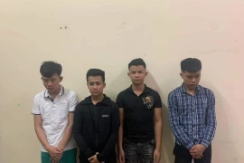 Trộm dưa hấu bất thành, cay cú phá nát cả ruộng