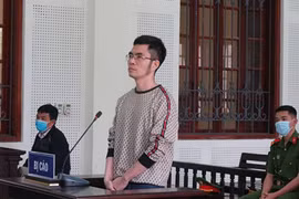 Giả danh nhân viên ngân hàng lừa đảo chiếm đoạt 11 tỷ đồng