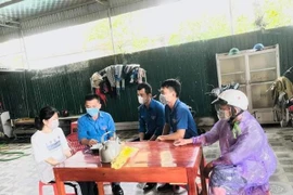 Nữ sinh nén đau thương đến trường dự thi khi bố vừa mất