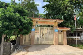 Sập tường gần cổng trường học, nam sinh lớp 5 tử vong