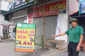 Treo biển quảng cáo, nam thanh niên bị điện giật tử vong