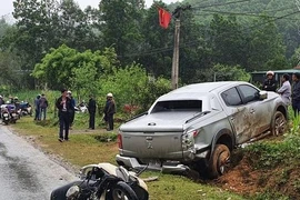 Người đàn ông tử vong sau khi va chạm với xe bán tải