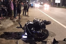 Va chạm với xe máy, lái xe moto phân khối lớn tử vong
