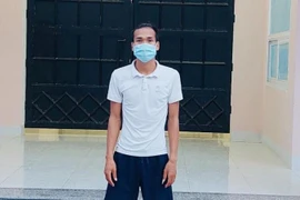 Mang hai tiền án, 9X cầm đầu đường dây cá độ bóng đá