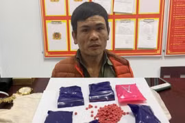 Con nghiện sa lưới cùng 1.400 viên ma túy