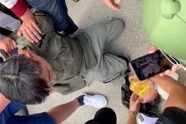 [Clip] Công an rượt đuổi vây bắt hai kẻ buôn ma túy như phim hành động