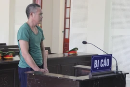 Sát hại hàng xóm vì mâu thuẫn miếng đất nghĩa trang