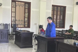 Thầy giáo đẩy hàng xóm ngã tử vong lĩnh án