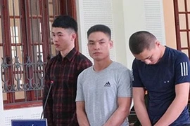 Người đàn ông dụ dỗ thiếu niên 16 tuổi buôn ma túy