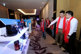 Midea tạo sóng tiêu dùng nhân ngày quốc khánh 2-9