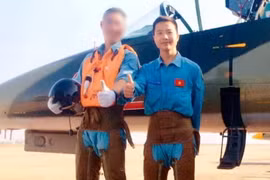 Máy bay L-39 rơi: Phi công không nhảy dù, cố hướng ra ruộng lúa để "cứu" máy bay