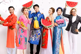 Rocker Nguyễn nhí nhố bên dàn người đẹp phim "Sắc đẹp ngàn cân"