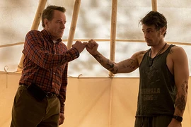 "Bố vợ đối đầu con rể" - phim hài 18+ không thể bỏ lỡ