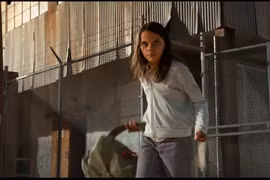 "Con gái người sói" đối đầu cả thế giới trong trailer mới của "Logan"