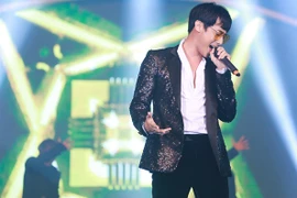 Rocker Nguyễn phản pháo tin đồn "mua giải" Làn Sóng Xanh