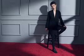 Trà My Idol lúc gợi cảm hết cỡ, lúc nam tính cực chất