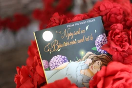 Tập thơ viết về 12 tháng sinh