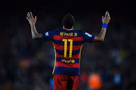 Barcelona đề nghị mức lương "bom tấn" với Neymar