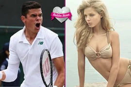 Bạn gái Raonic nóng bỏng trong trang phục bikini 