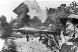 Cuộc chiến tranh "thần thánh" gây chấn động thế giới