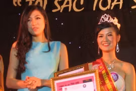 Hoa khôi sư phạm "tài sắc tỏa hương"