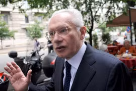 Bắt cóc kế toán để tống tiền ông Berlusconi