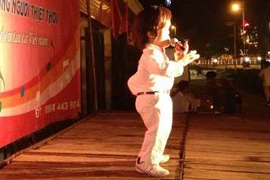 Nghẹn ngào "Dấu chấm hỏi"... Thanh Tùng