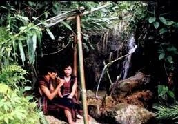 Cùng trai gái Vân Kiều đi sim, tình tự