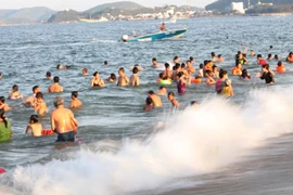 Hiểu để đối mặt với dòng "tử thần" ven biển