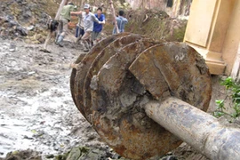 Chuyện phát lộ “kho báu bị yểm bùa” (1): Bàn tay từ cõi âm!?