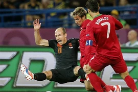 Hà Lan tủi hổ về nước sau 3 trân toàn thua