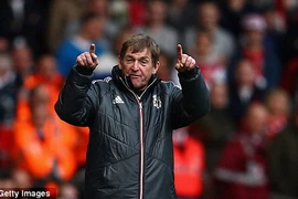 Dalglish yêu cầu FA mở cuộc điều tra về Wenger