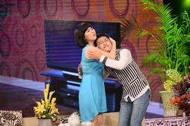 Lê Khánh suýt biếu không tiền vì cả tin vào kẻ lừa gạt tình cảm